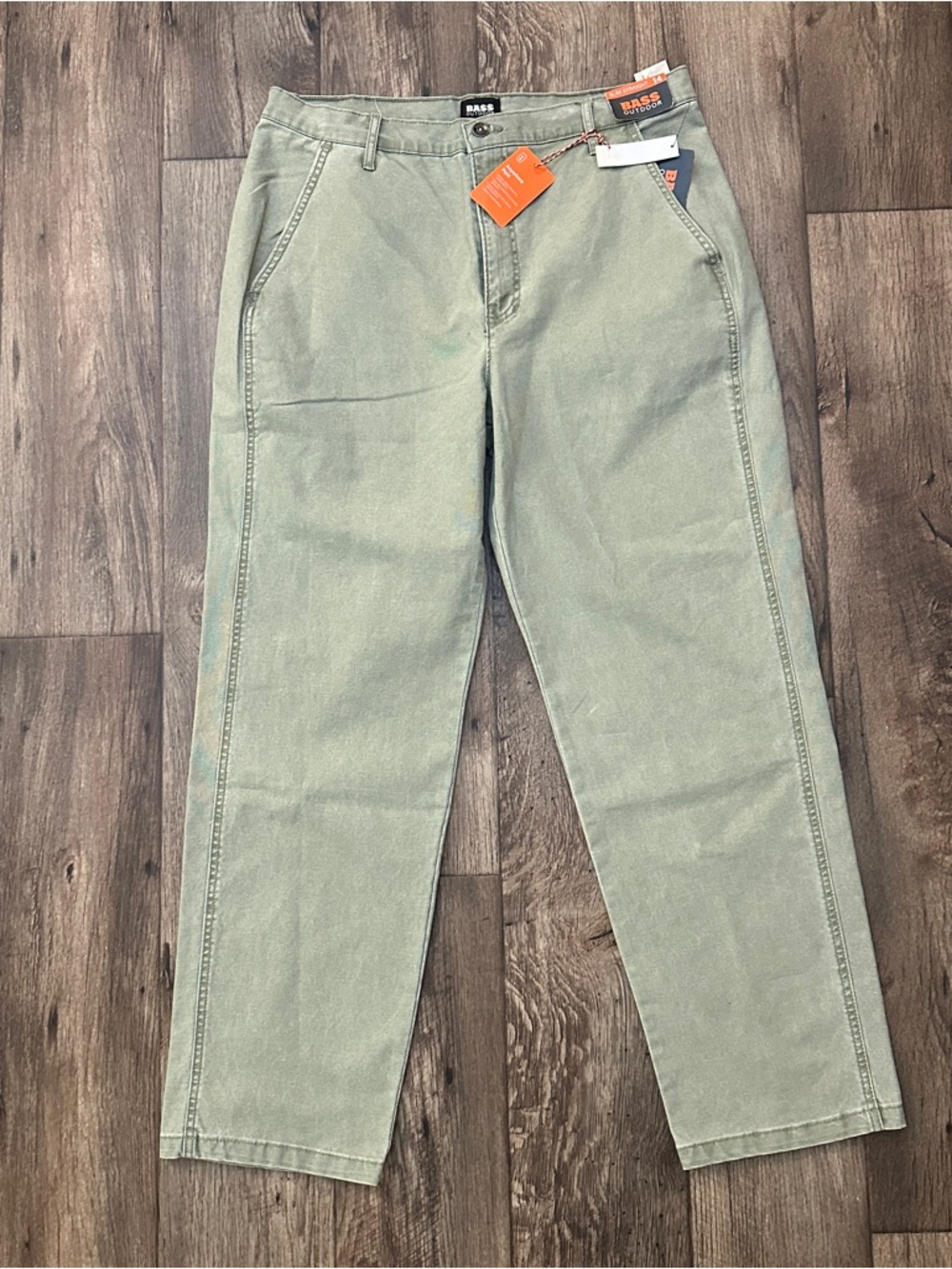 BASS OUTDOOR Slim Straight fit Anywhere Cotton Pants Women’s Size 14 Green